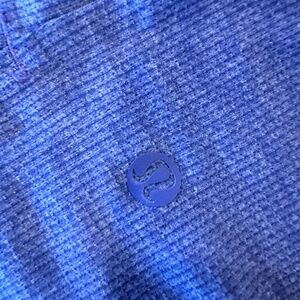 Lululemon casual men's shirt size Medium